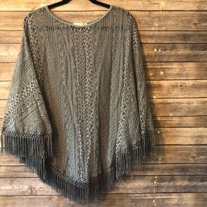 {Francesca’s} Lace Poncho With Fringe